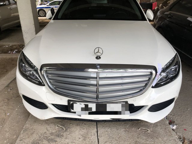 Phát hiện thanh niên dương tính ma tuý, điều khiển Mercedes chạy băng băng trên cao tốc - Ảnh 2.