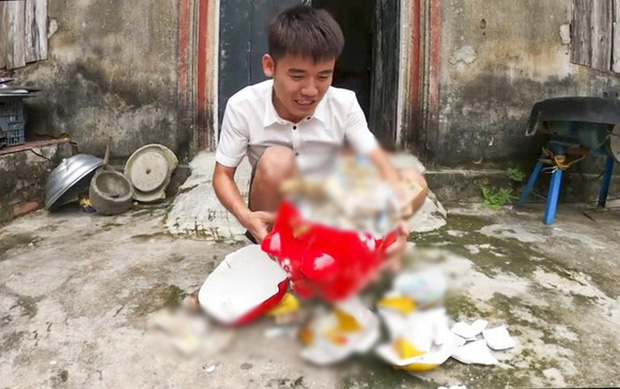 Hưng Vlog bị YouTube xoá kênh và không kiếm được tiền nữa, cư dân mạng nói gì? - Ảnh 2. Hưng Vlog bị YouTube xoá kênh và không kiếm được tiền nữa, cư dân mạng nói gì? - Ảnh 2.