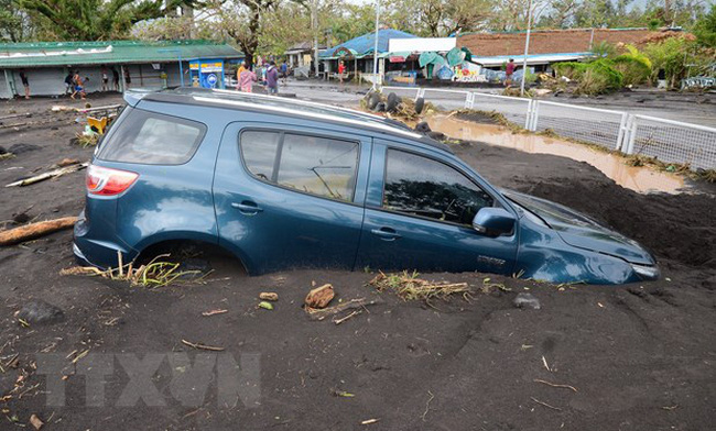 Đối ph&oacute; b&atilde;o mạnh Vamco, Philippines sơ t&aacute;n h&agrave;ng ngh&igrave;n d&acirc;n - Ảnh 1.