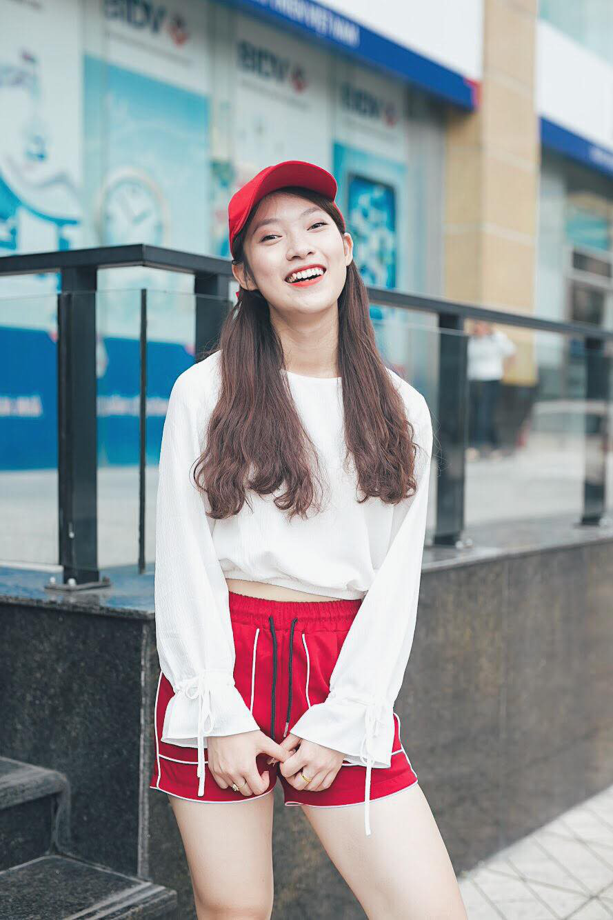 Hot girl Khánh Vy lột xác quyến rũ bất ngờ, thành tích càng ngày càng khủng - Ảnh 9.