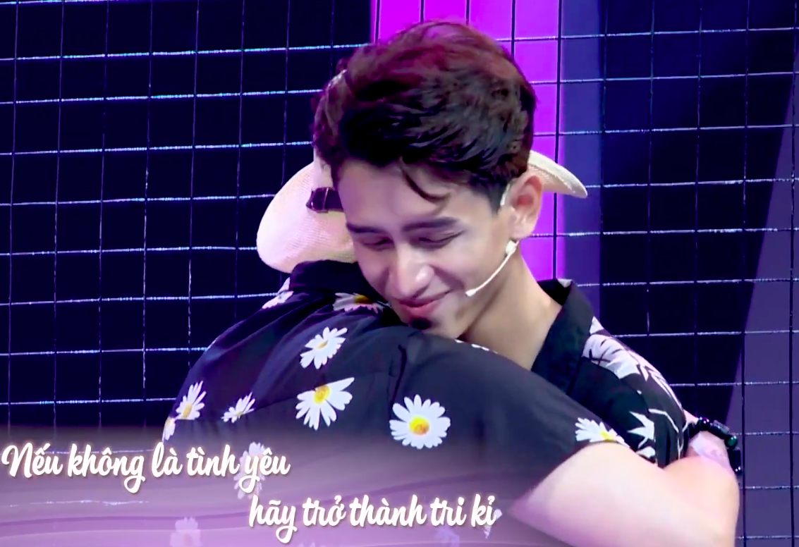 Tình Yêu Đam Mỹ: Được DJ Tin hôn tỏ tình, chàng trai vẫn quyết một lòng với mỹ nam Người Ấy Là Ai - Ảnh 4. Tình Yêu Đam Mỹ: Được DJ Tin hôn tỏ tình, chàng trai vẫn quyết một lòng với mỹ nam Người Ấy Là Ai - Ảnh 4.