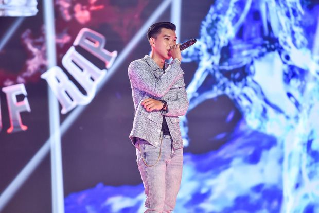 Rapper người Mỹ gốc Việt từng dính nghi vấn bị HIEUTHUHAI đạo nhạc bất ngờ follow Instagram của Suboi, netizen hóng màn collab quốc tế?  - Ảnh 11.