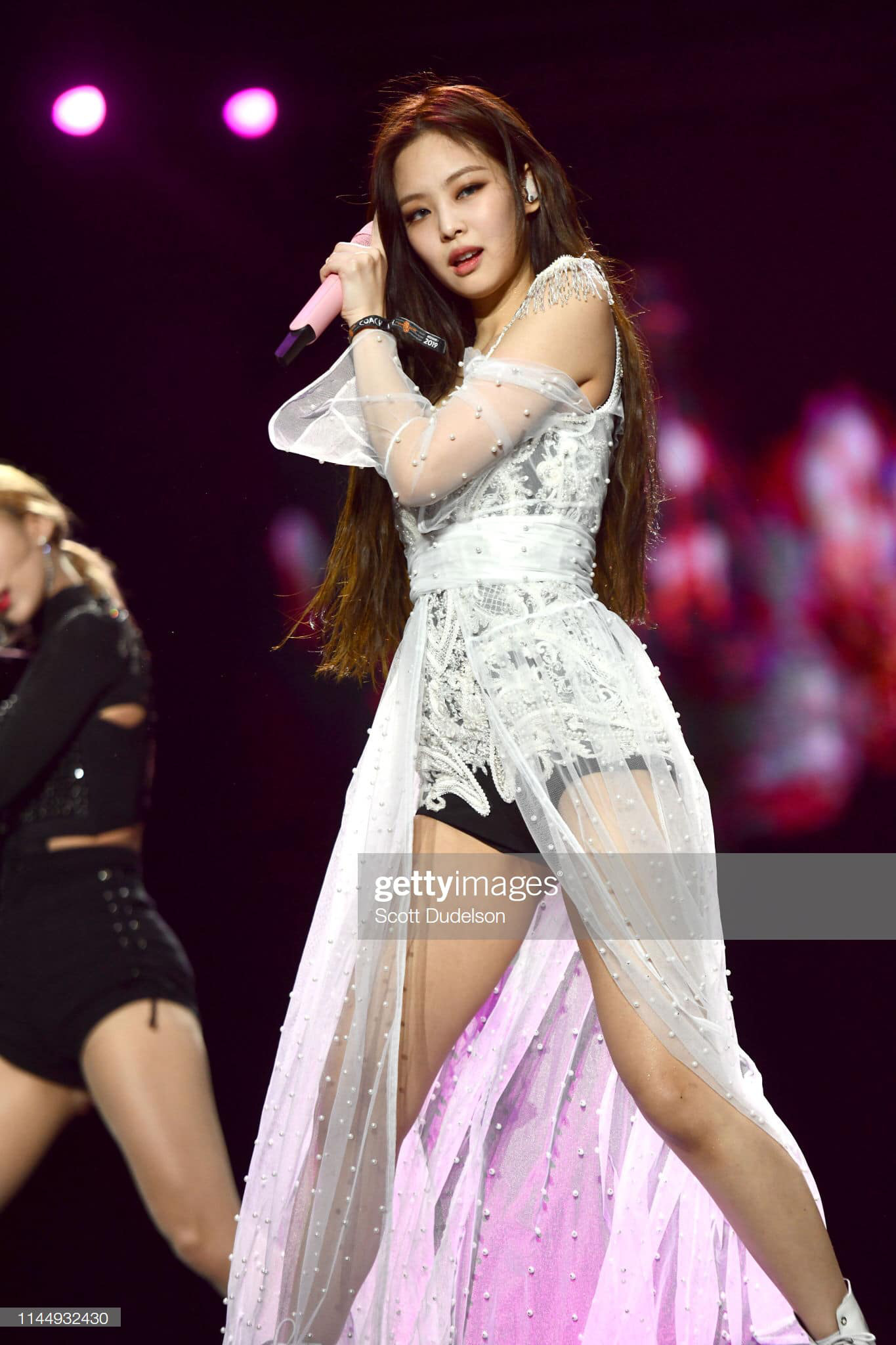 Top hơn 51 về jennie chanel outfit solo hay nhất  cdgdbentreeduvn