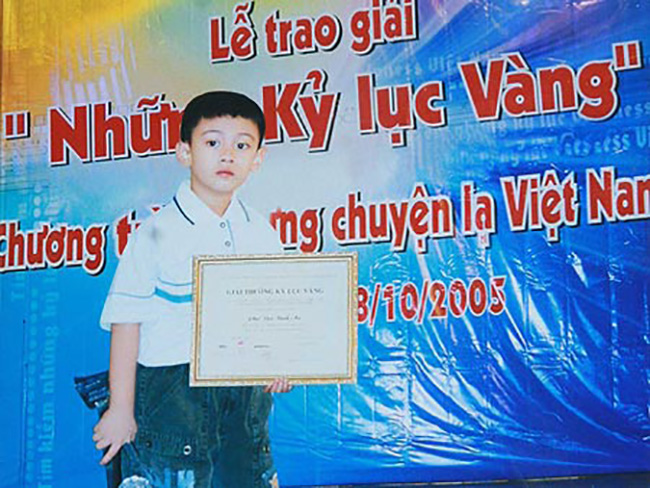 Cậu bé Hà Nội từng được chương trình Chuyện lạ Việt Nam tôn vinh ngày ấy: Tình trạng nhiều năm sau khiến ai cũng tiếc nuối - Ảnh 1.