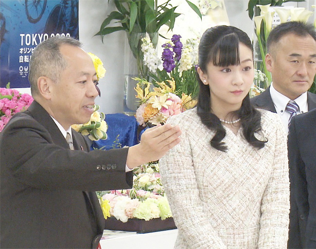 Công chúa xinh đẹp nhất Nhật Bản lại gây chú ý với nhan sắc đẹp hơn hoa và thông báo gây sốc của hoàng gia - Ảnh 2.
