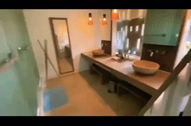 Thu Minh hé lộ biệt thự triệu đô siêu sang tại Nha Trang: Có cả bãi biển và sân vườn riêng, rộng rãi như resort - Ảnh 2.