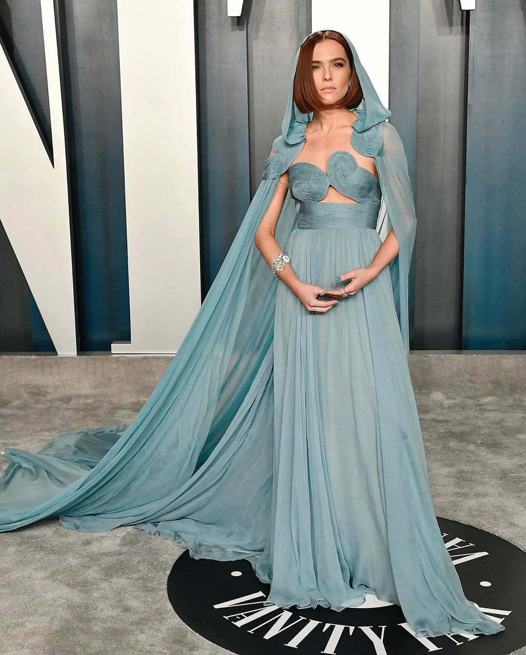 Tiệc hậu Oscar: Các sao lên đồ xuất sắc hơn hẳn sự kiện chính, hot nhất là Kylie Jenner với bộ váy bó đến độ... không ngồi được - Ảnh 15.