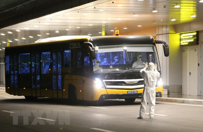 Đưa 30 c&ocirc;ng d&acirc;n Việt Nam từ v&ugrave;ng t&acirc;m dịch Vũ H&aacute;n về nước - Ảnh 2.