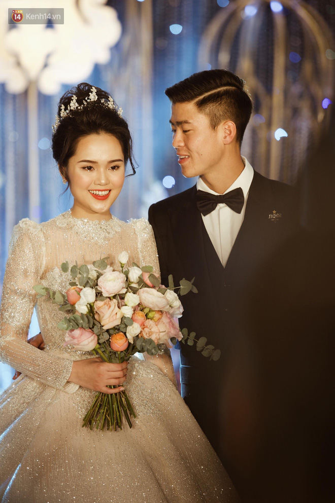 Duy Mạnh khoe ảnh cưới cực tình bên Quỳnh Anh, viết tâm thư gửi lời cảm ơn tới gia đình và người thân sau hôn lễ cổ tích - Ảnh 2.
