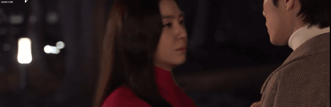 Hậu trường Crash Landing on You tập 14: Bị Son Ye Jin cản hôn vì hấp tấp, Hyun Bin lườm nguýt giận dỗi người yêu - Ảnh 8.