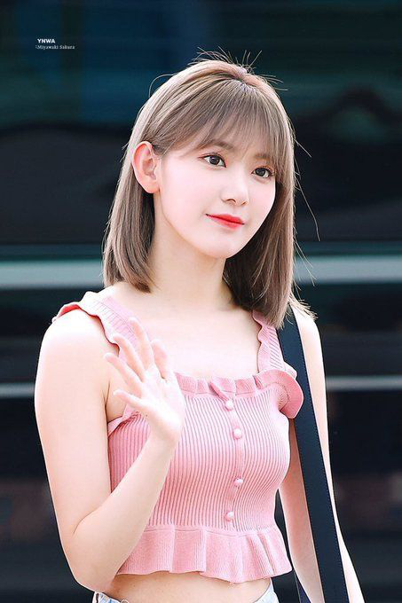 Hết hồn tưởng bé đào Nhật Bản Sakura (IZ*ONE) thi lại Produce phiên bản Trung! - Ảnh 6.