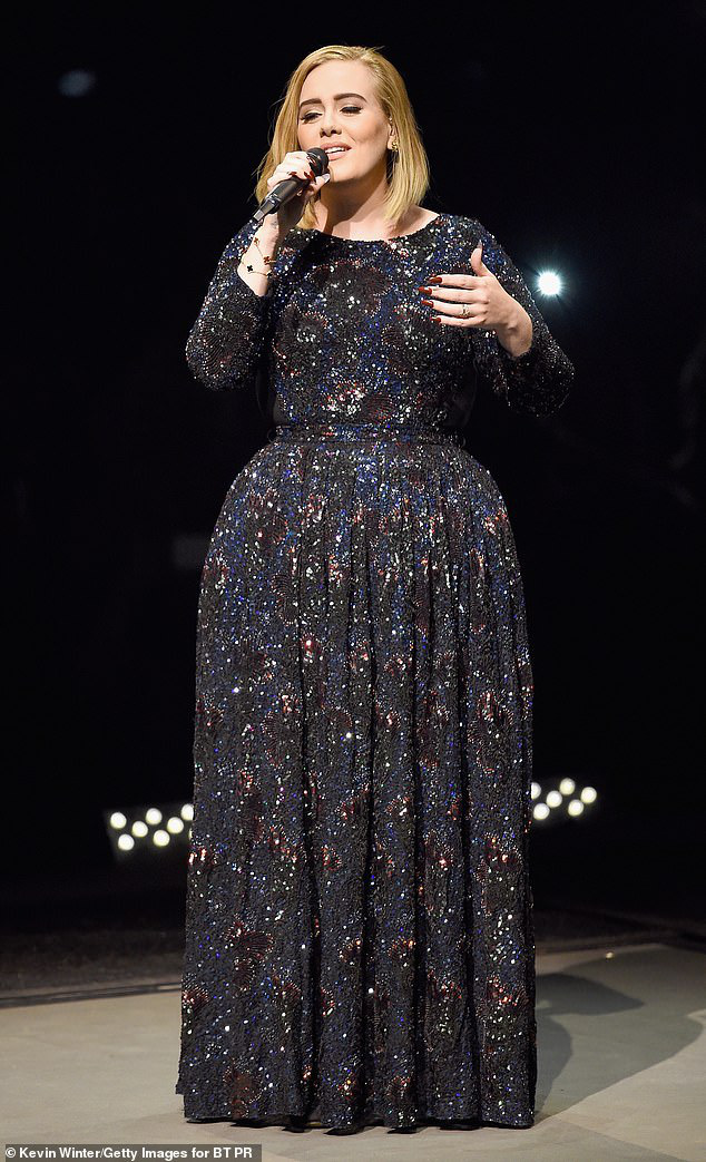 Adele bỗng lên top tin hot nhất Naver Hàn, tất cả nhờ loạt ảnh lần đầu diện đồ bó sát khoe rõ body sau khi giảm tận 45kg - Ảnh 4.
