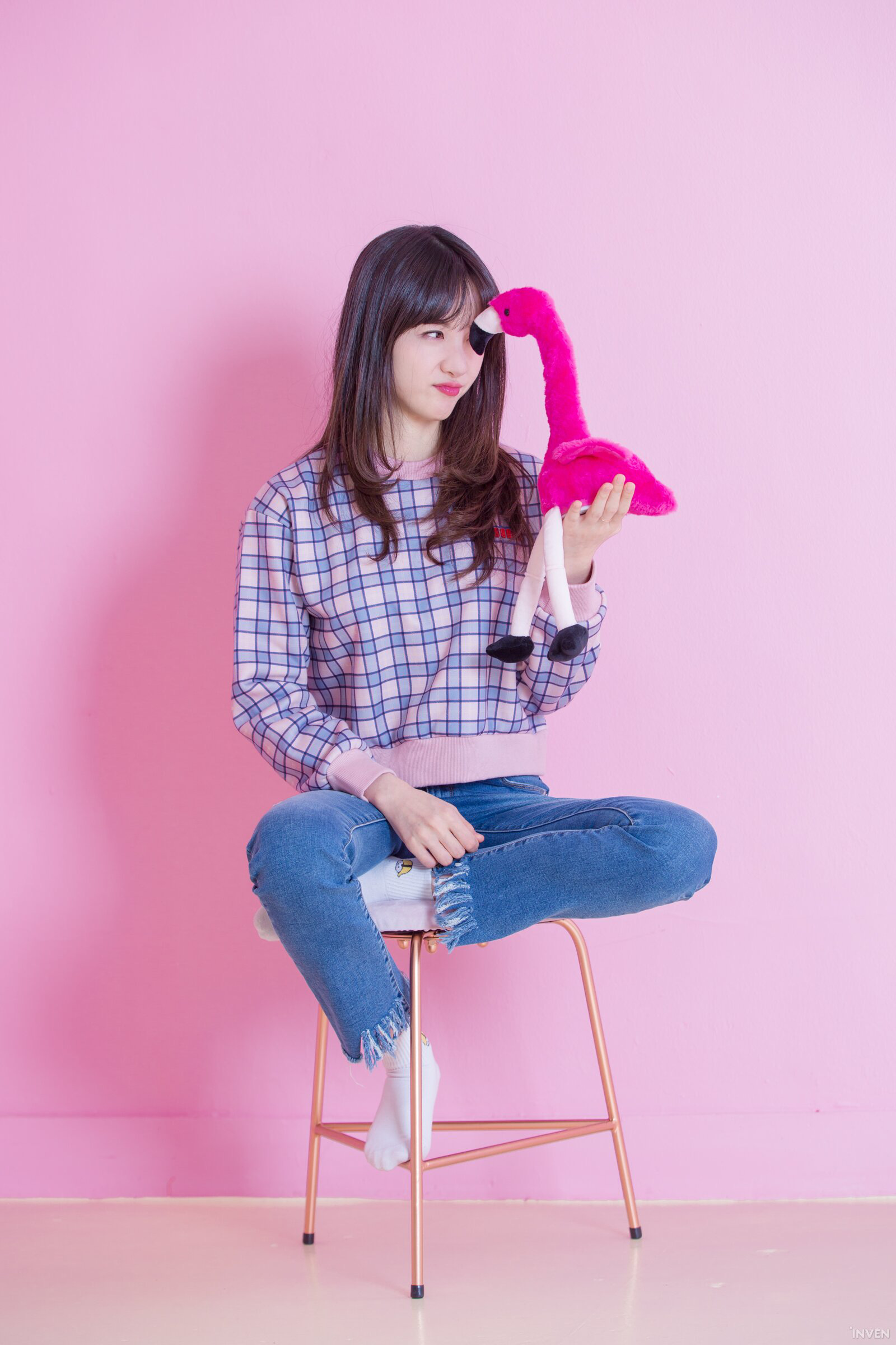 Ngắm trọn nhan sắc tựa thiên thần của nữ MC mới của LCK Kim Min Ah, không chỉ tài năng mà còn vô cùng xinh đẹp - Ảnh 8. Ngắm trọn nhan sắc tựa thiên thần của nữ MC mới của LCK Kim Min Ah, không chỉ tài năng mà còn vô cùng xinh đẹp - Ảnh 8.