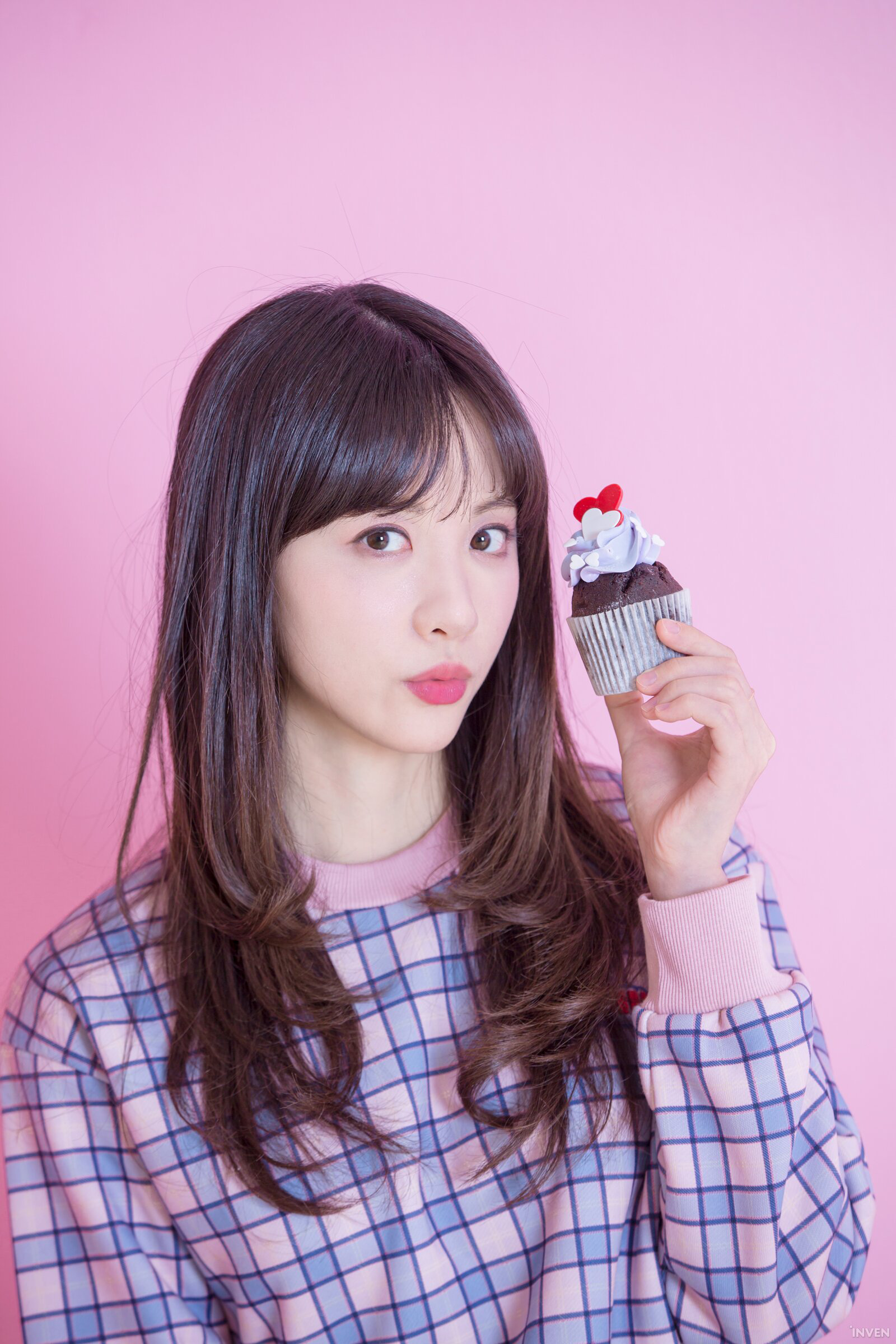 Ngắm trọn nhan sắc tựa thiên thần của nữ MC mới của LCK Kim Min Ah, không chỉ tài năng mà còn vô cùng xinh đẹp - Ảnh 20. Ngắm trọn nhan sắc tựa thiên thần của nữ MC mới của LCK Kim Min Ah, không chỉ tài năng mà còn vô cùng xinh đẹp - Ảnh 20.