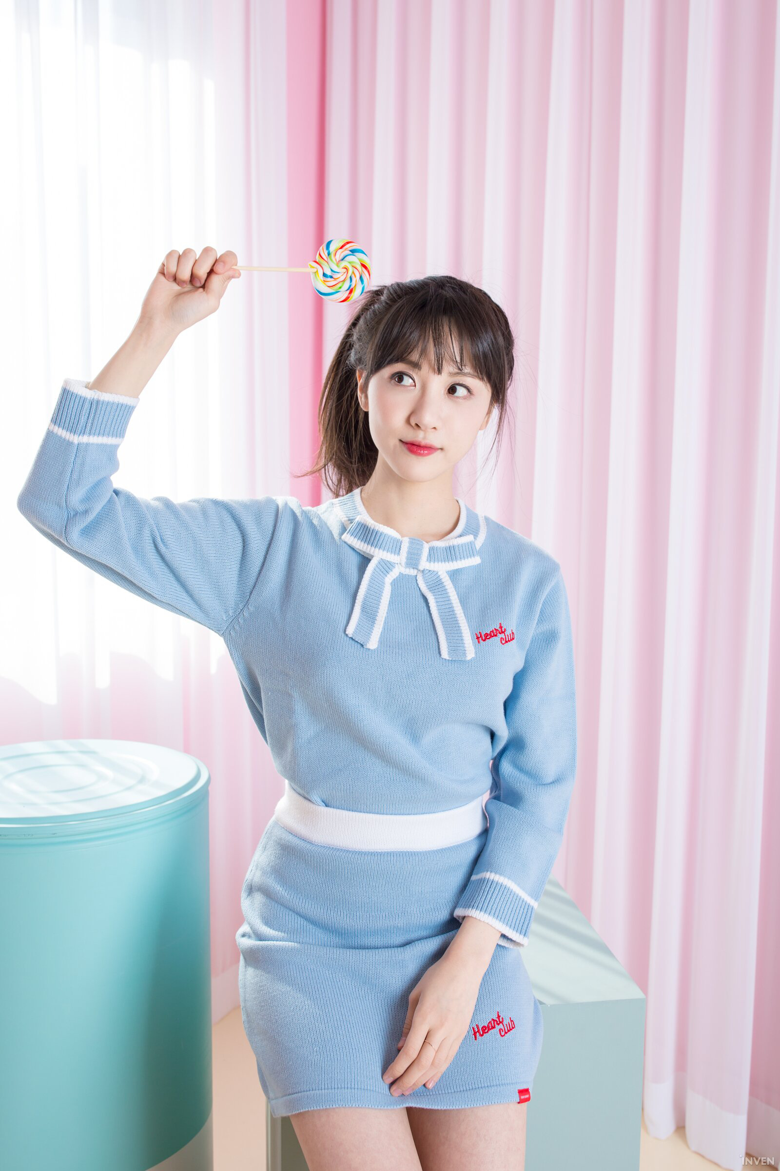 Ngắm trọn nhan sắc tựa thiên thần của nữ MC mới của LCK Kim Min Ah, không chỉ tài năng mà còn vô cùng xinh đẹp - Ảnh 27. Ngắm trọn nhan sắc tựa thiên thần của nữ MC mới của LCK Kim Min Ah, không chỉ tài năng mà còn vô cùng xinh đẹp - Ảnh 27.