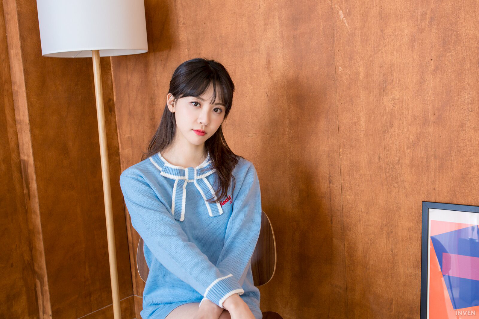 Ngắm trọn nhan sắc tựa thiên thần của nữ MC mới của LCK Kim Min Ah, không chỉ tài năng mà còn vô cùng xinh đẹp - Ảnh 29. Ngắm trọn nhan sắc tựa thiên thần của nữ MC mới của LCK Kim Min Ah, không chỉ tài năng mà còn vô cùng xinh đẹp - Ảnh 29.