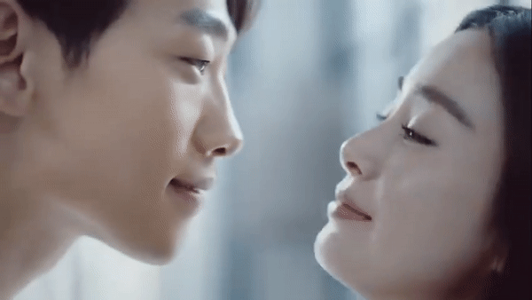 Trời ơi, vợ chồng Kim Tae Hee và Bi Rain lần đầu đóng chung quảng cáo, còn có cảnh giường chiếu này nữa! - Ảnh 4.