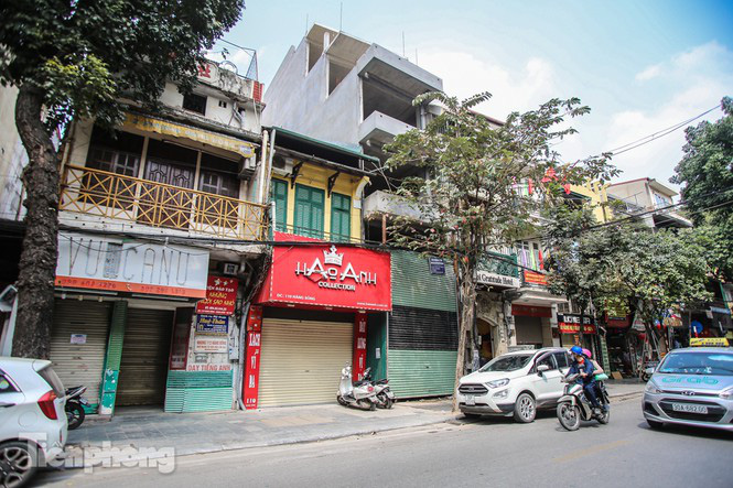 Những tuyến phố đắt đỏ c&oacute; gi&aacute; đất cả tỷ đồng/m2 ở H&agrave; Nội - Ảnh 7.