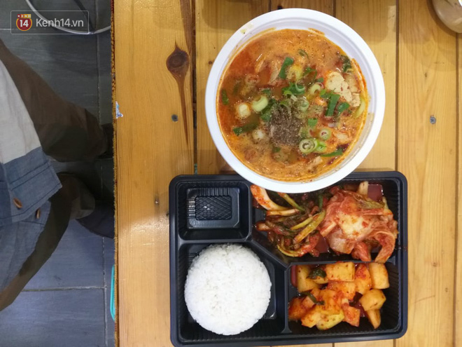 Vụ đoàn khách Daegu chê ăn uống tồi tệ ở Đà Nẵng: Giám đốc viện Phổi cho biết đoàn được phục vụ suất cơm ở nhà hàng món Hàn nổi tiếng nhất - Ảnh 3.