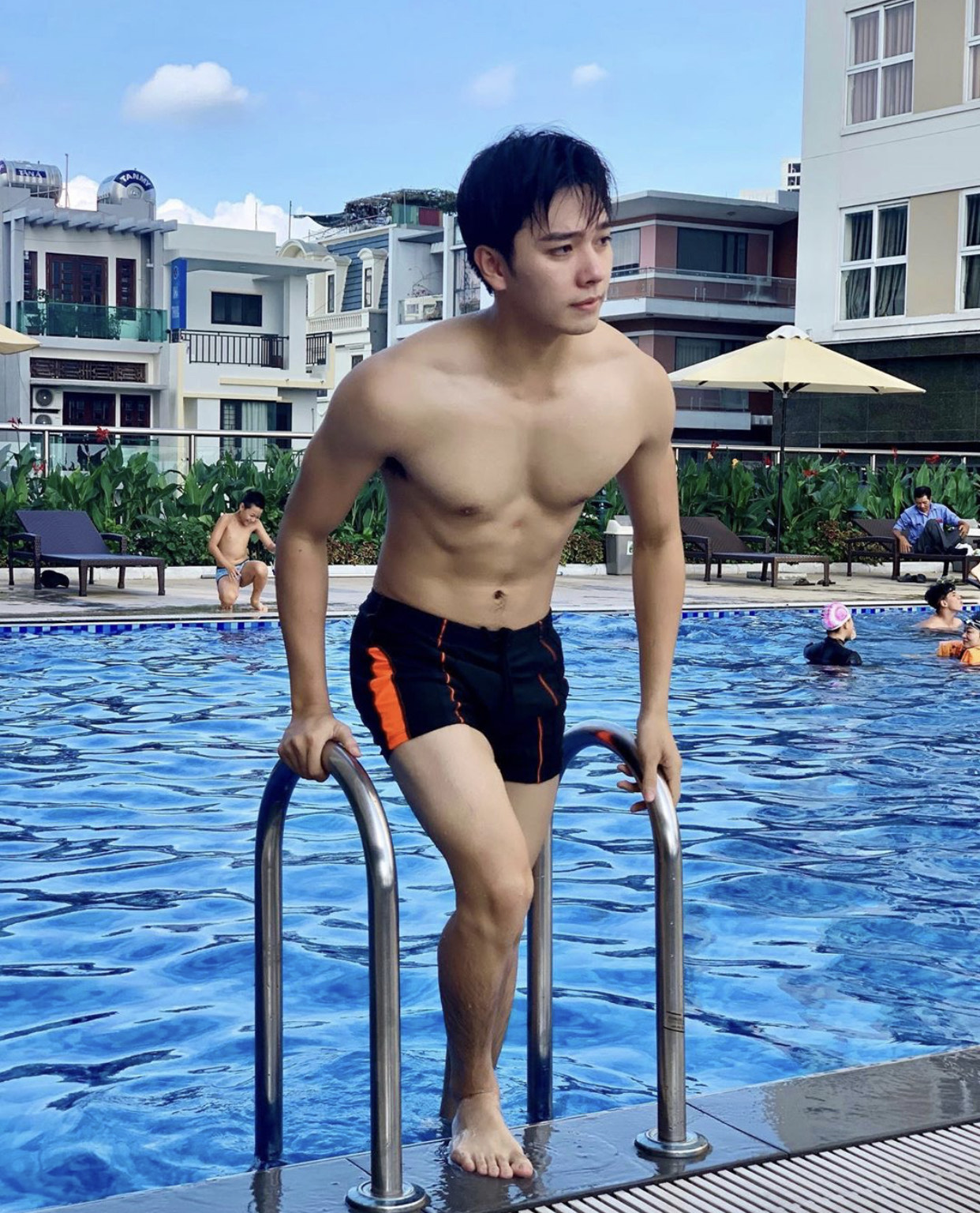 Bỏng mắt với dàn nam thần mặt học sinh thân hình phụ huynh của Tình yêu hoàn mỹ! - Ảnh 8. Bỏng mắt với dàn nam thần mặt học sinh thân hình phụ huynh của Tình yêu hoàn mỹ! - Ảnh 8.