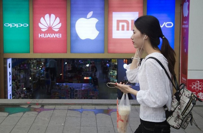 Virus Corona đang &ldquo;g&acirc;y kh&oacute; dễ&rdquo; như thế n&agrave;o với c&aacute;c h&atilde;ng smartphone Trung Quốc? - Ảnh 1.