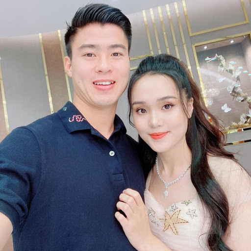 Những cuộc tình của sao nam Vbiz và hotgirl: Duy Mạnh rinh ngay về dinh, Soobin và Will sao mãi chưa chịu công khai? - Ảnh 3.