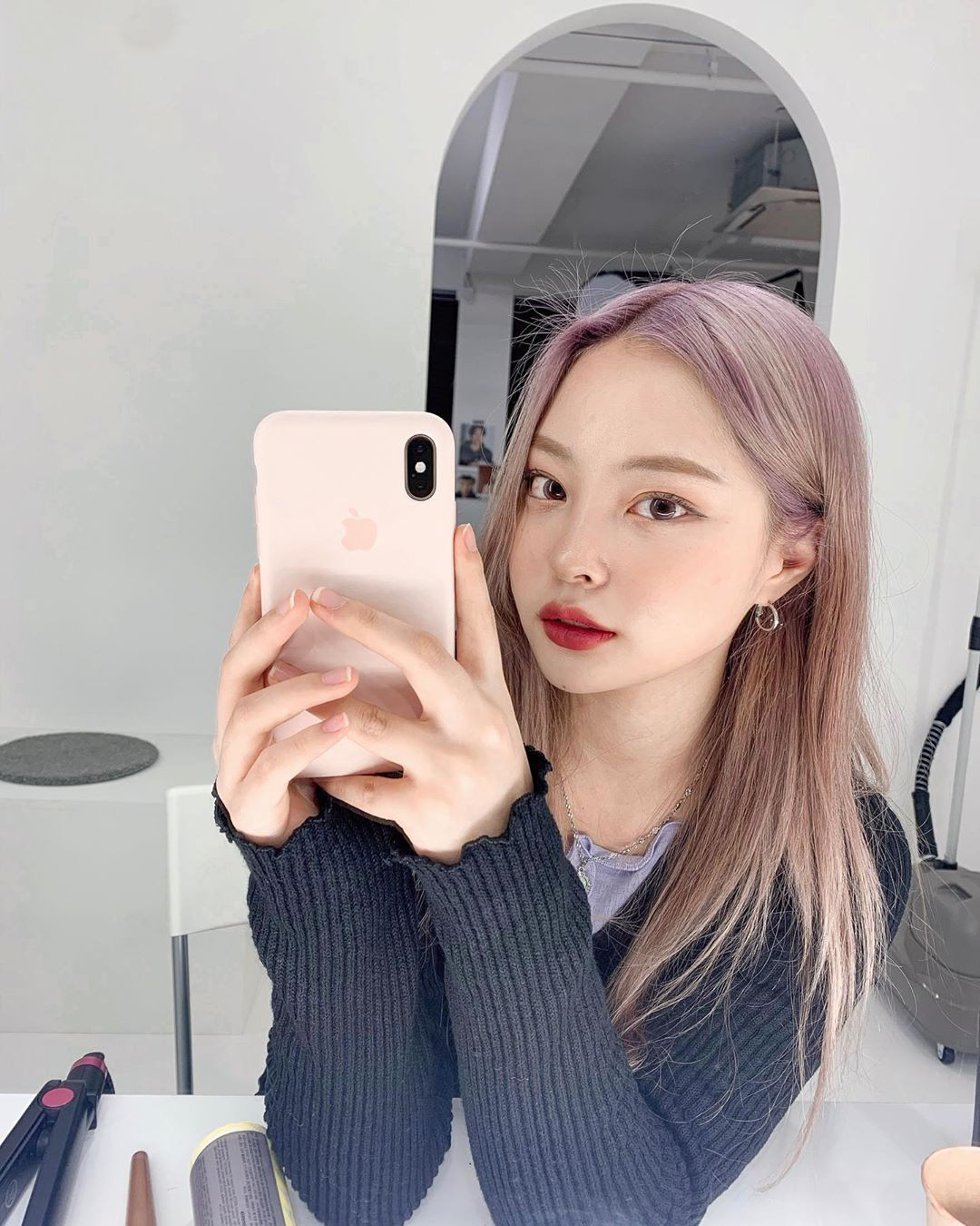 10 m&agrave;u nhuộm t&oacute;c đ&atilde; trendy lại c&ograve;n n&acirc;ng t&ocirc;ng da hết &yacute; c&aacute;c n&agrave;ng n&ecirc;n thử để l&ecirc;n hương nhan sắc trong năm mới - Ảnh 6.