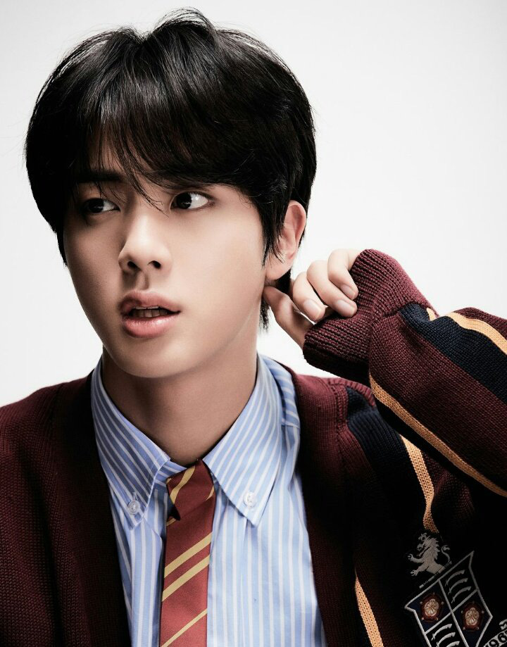 Loạt khoảnh chứng tỏ trai đẹp toàn cầu Jin (BTS) rất thích phí phạm nhan sắc của mình! - Ảnh 1. Loạt khoảnh chứng tỏ trai đẹp toàn cầu Jin (BTS) rất thích phí phạm nhan sắc của mình! - Ảnh 1.
