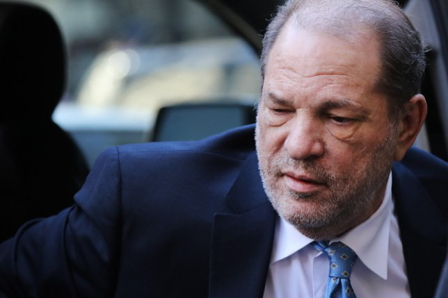 NÓNG: Ông trùm Hollywood nghiện sex Harvey Weinstein chính thức bị tuyên án 23 năm tù vì tội hiếp dâm - Ảnh 1.