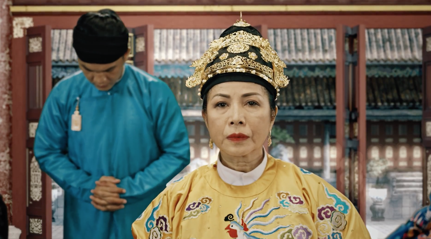 Preview Phượng Khấu tập 2: Phi Hiền cả gan mặc phượng b&agrave;o, diễu h&agrave;nh đại điện khiến vua Thiệu Trị Th&agrave;nh Lộc h&uacute; hồn - Ảnh 3.