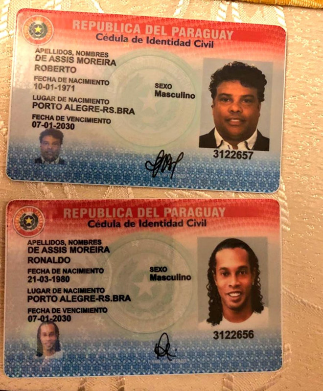 Huyền thoại Ronaldinho sống sung sướng trong tù: Thoải mái uống rượu, được bạn tù săn đón xin chữ ký - Ảnh 3.