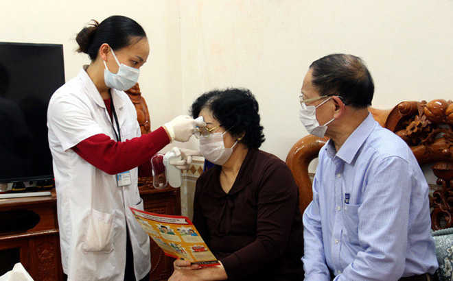 Gần 2.000 người từ Hà Nội về Yên Bái cách ly theo dõi sức khỏe tại nhà - Ảnh 1.
