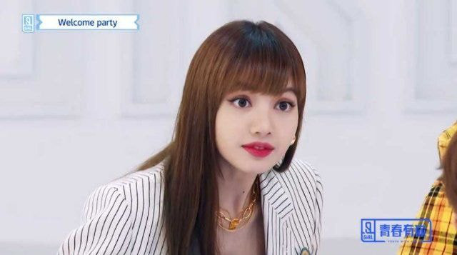 Lisa (BLACKPINK) sốc trước số thành viên của girlgroup “đông dân” nhất Nhật Bản, điều cô không biết hóa ra cũng là điều nhiều người té ngửa! - Ảnh 7.