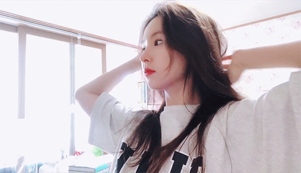 &ldquo;Mỹ nh&acirc;n mặt đơ&rdquo; Shin Se Kyung bỗng g&acirc;y sốt v&igrave; nhan sắc b&ugrave;ng nổ trong vlog tự quay: Quả nhi&ecirc;n l&agrave; đẳng cấp của người nổi tiếng! - Ảnh 8.
