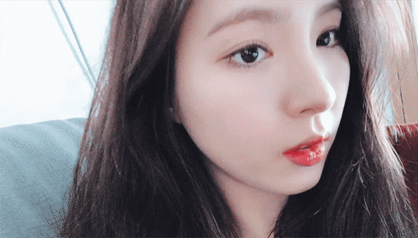 &ldquo;Mỹ nh&acirc;n mặt đơ&rdquo; Shin Se Kyung bỗng g&acirc;y sốt v&igrave; nhan sắc b&ugrave;ng nổ trong vlog tự quay: Quả nhi&ecirc;n l&agrave; đẳng cấp của người nổi tiếng! - Ảnh 5.
