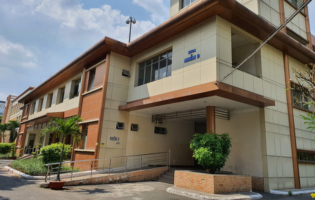 Tin vui: Nữ bệnh nh&acirc;n số 32 về nước bằng chuy&ecirc;n cơ ri&ecirc;ng &acirc;m t&iacute;nh lần 1 với Covid-19, dự kiến xuất viện trong v&agrave;i ng&agrave;y tới - Ảnh 1.