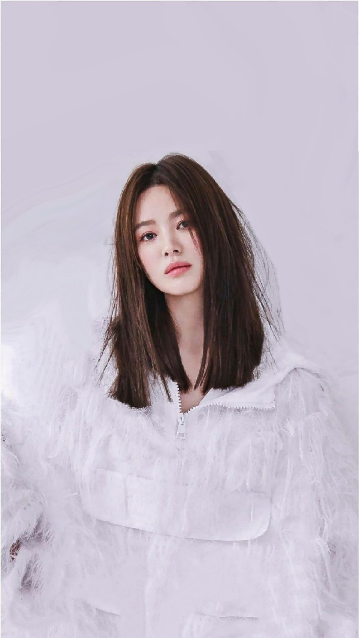 Thật cân não khi Song Hye Kyo - Jisoo đụng hàng: Tường thành nhan sắc kín như bưng, idol trẻ buông lơi lả lướt quá - Ảnh 2.