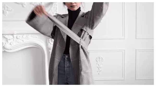 Tip tr&aacute;nh hớ h&ecirc;nh cực si&ecirc;u gi&uacute;p c&aacute;c n&agrave;ng chấp hết mọi kiểu &aacute;o cổ s&acirc;u rộng - Ảnh 3.