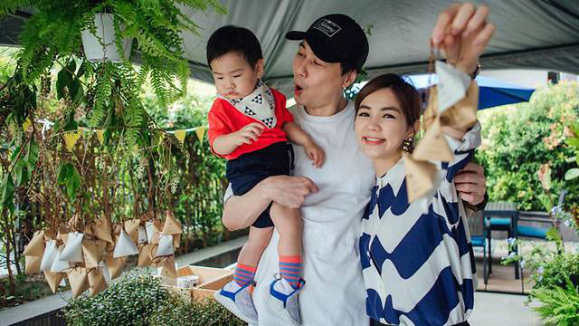 Ella (S.H.E): Tomboy lột xác thành bà mẹ U40 quyến rũ, chỉ có tính cách tưng tửng là không thay đổi - Ảnh 10.