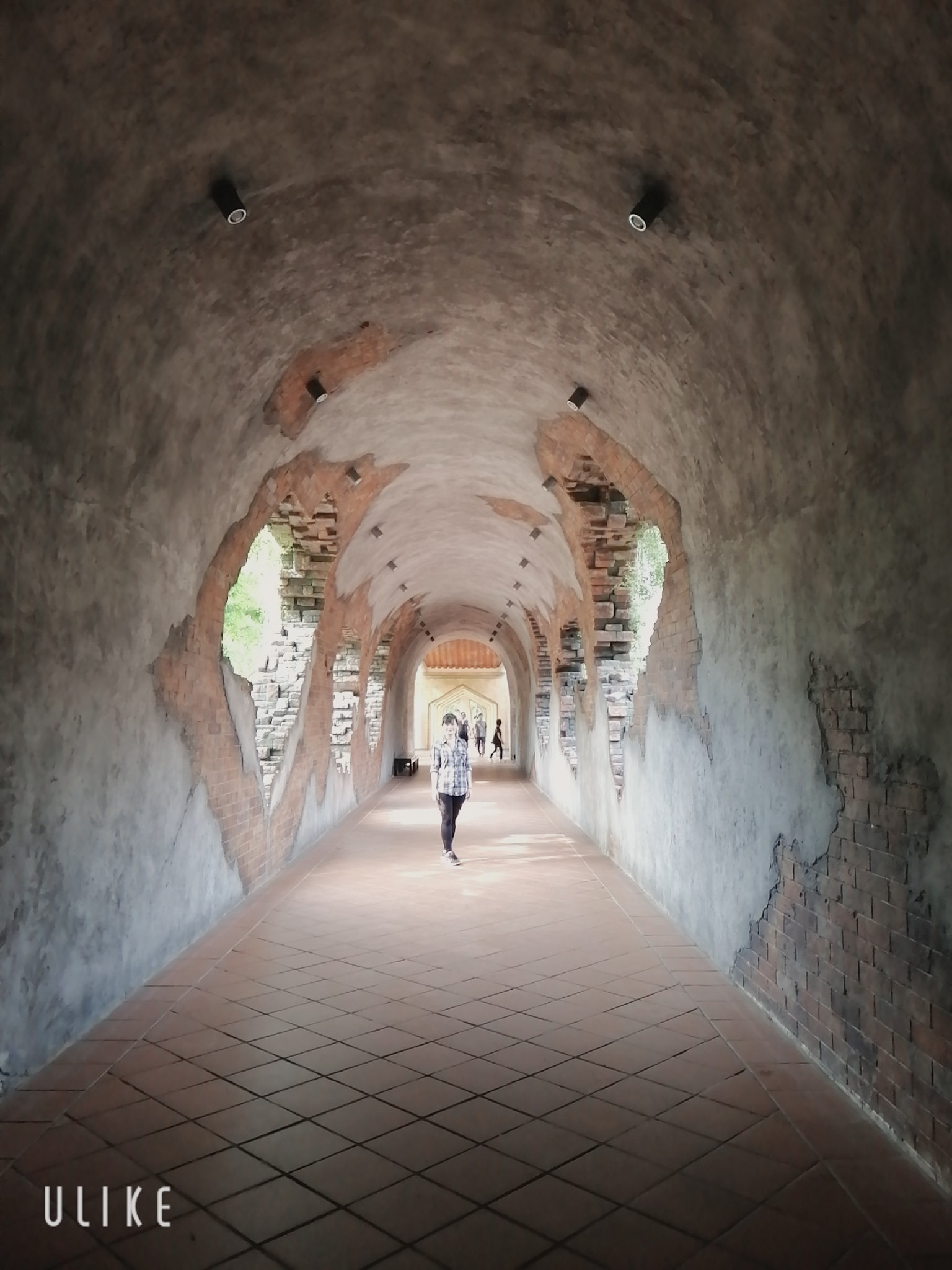 Ở nhà xem lại ảnh hồi đi chơi mới thấy: Bảo yêu mình xong chụp mình xấu, mà lại yêu mình à? Đấy là ghét mình rồi! - Ảnh 17. Ở nhà xem lại ảnh hồi đi chơi mới thấy: Bảo yêu mình xong chụp mình xấu, mà lại yêu mình à? Đấy là ghét mình rồi! - Ảnh 17.