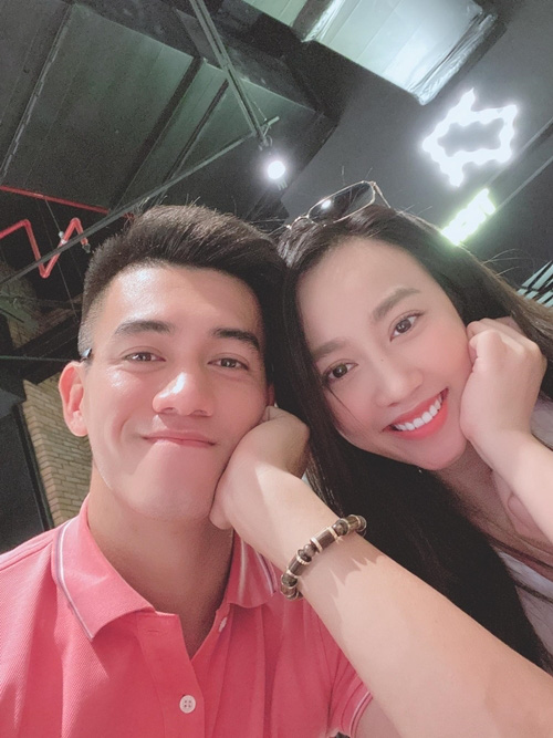 Hồng Loan ch&iacute;nh thức x&aacute;c nhận đang t&igrave;m hiểu Tiến Linh: T&iacute;nh c&aacute;ch ch&uacute;ng t&ocirc;i hợp nhau, ai n&oacute;i chuyện cũng nh&iacute; nhố vui vẻ - Ảnh 2.