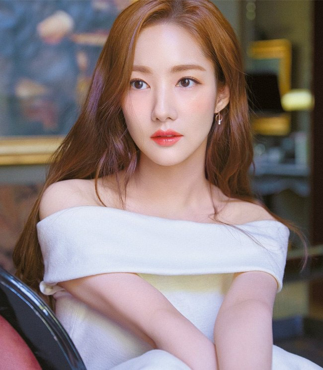 Lên đồ đỉnh cao phải như Park Min Young: Diện toàn đồ kín mà vẫn khéo khoe body chuẩn từng milimet mới tài - Ảnh 8.