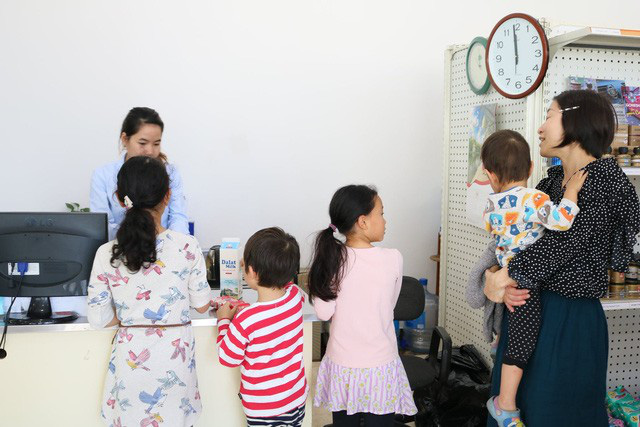 Người Hàn Quốc ở Hải Phòng đổi nếp sinh hoạt trong mùa dịch COVID-19 - Ảnh 3.
