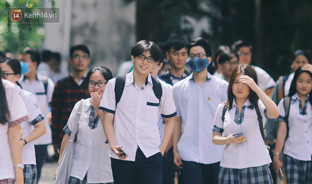 Học sinh TP.HCM thi học kỳ từ 18/5, loạt kỳ thi kh&aacute;c cũng thay đổi thời gian - Ảnh 1.