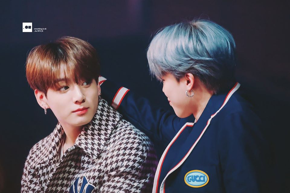 Jimin - Jungkook (Bts) Dắt Tay Nhau Lên Top Trend Thế Giới Nhờ Cảnh “Giường  Chiếu” Trên Show Thực Tế: Thuyền Jikook Ra Khơi!