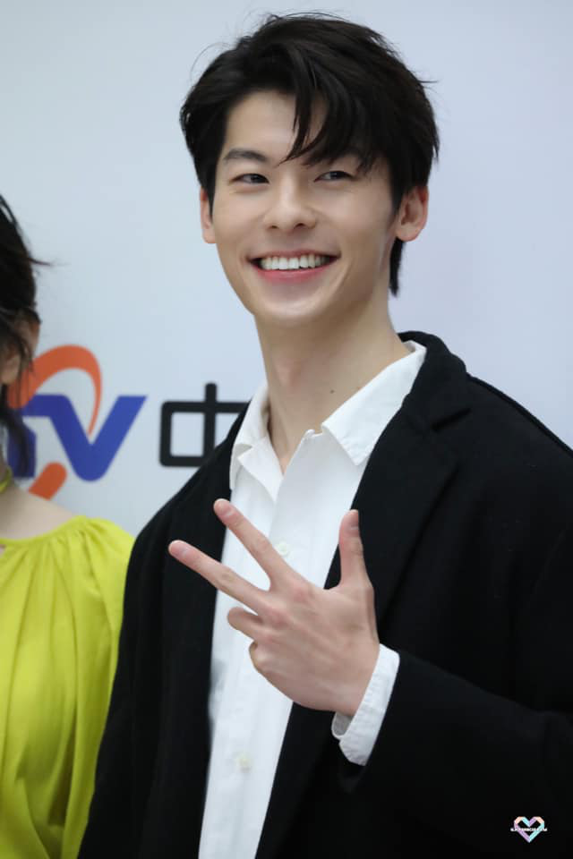 Mỹ nam Cbiz mới nổi đ&igrave;nh nổi đ&aacute;m chỉ sau 1 clip teaser Hứa Quang H&aacute;n: Visual như n&agrave;o khiến chị em rớt tim b&igrave;nh bịch? - Ảnh 15.