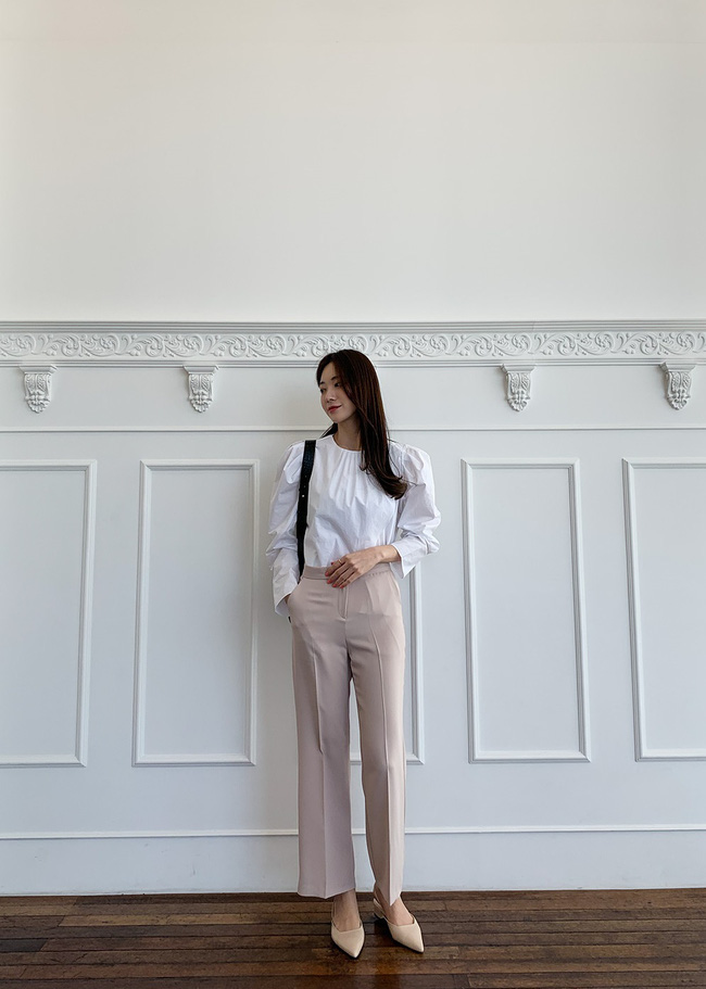 Thường mặc quần âu chuẩn nhân viên kiểu mẫu, quý cô Hàn Quốc vẫn sành điệu chứ không chán ngắt nhờ mix đồ khéo léo - Ảnh 8.