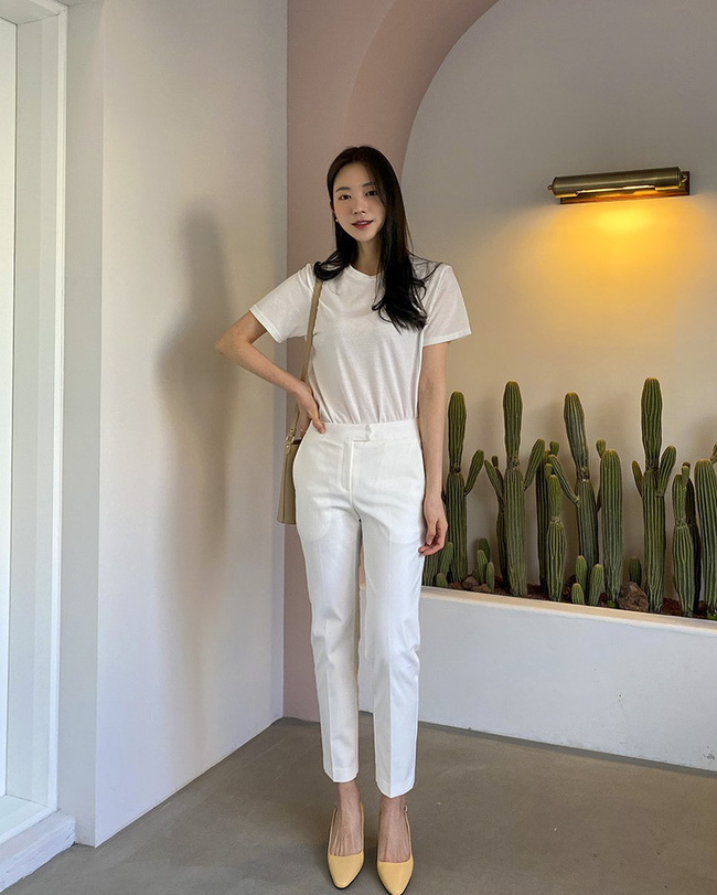 Thường mặc quần âu chuẩn nhân viên kiểu mẫu, quý cô Hàn Quốc vẫn sành điệu chứ không chán ngắt nhờ mix đồ khéo léo - Ảnh 9.