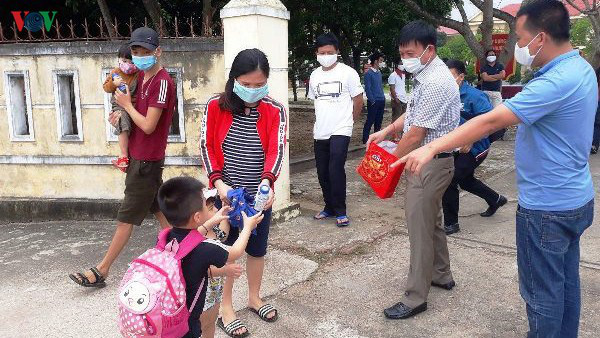 C&aacute;ch ly 1 trường hợp ở chung ph&ograve;ng với bệnh nh&acirc;n số 256 mắc Covid-19 - Ảnh 1.