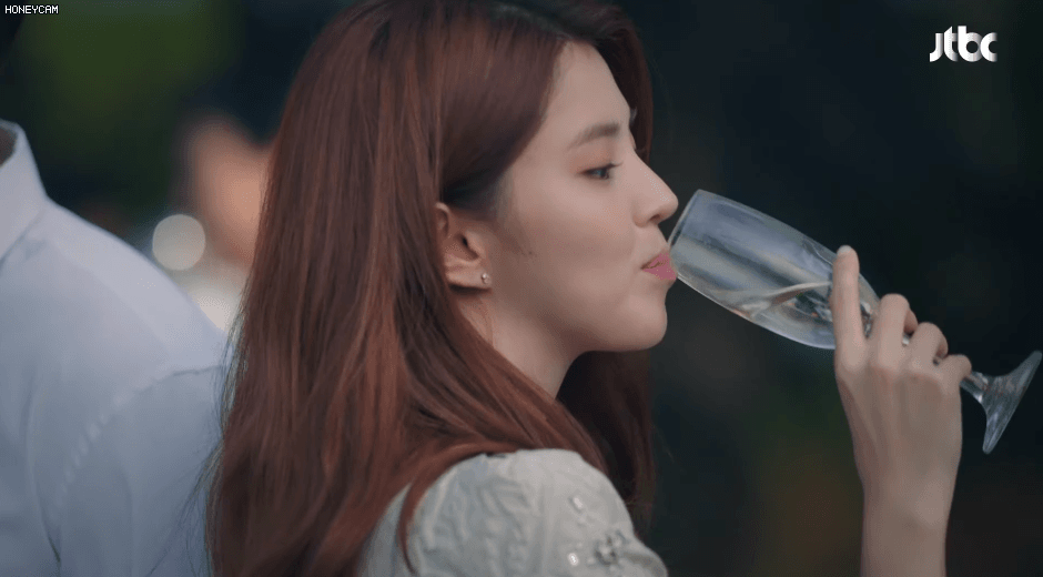 Loạt khoảnh khắc xinh như mộng của tiểu tam Thế Giới H&ocirc;n Nh&acirc;n, đẹp vậy m&agrave; l&agrave;m Tuesday ph&iacute; lắm chị g&igrave; ơi! - Ảnh 12.
